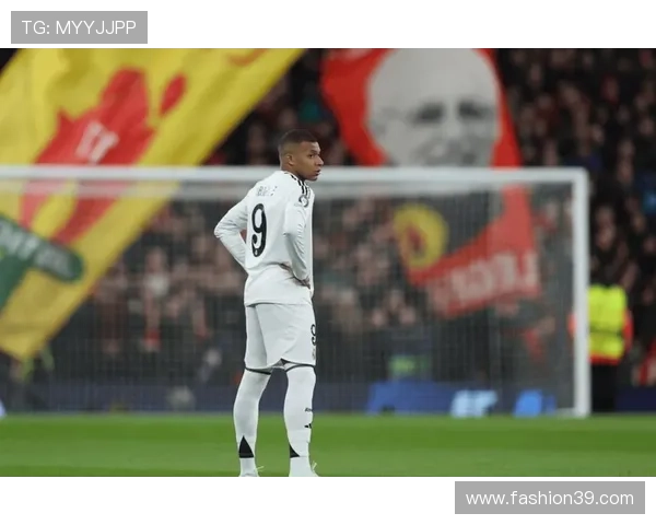 姆巴佩2022世界杯决赛上演帽子戏法表现稳健