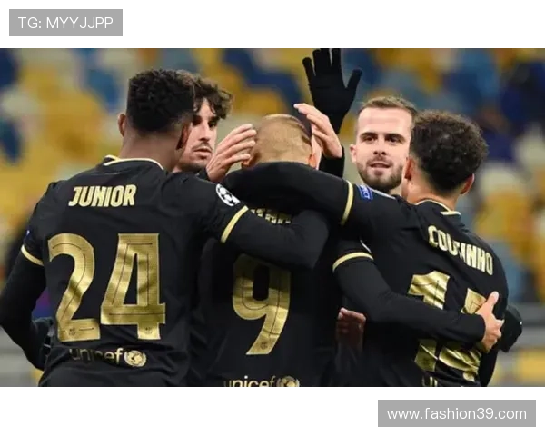 科曼盘带风格特点解析：速度结合变向能力表现稳健