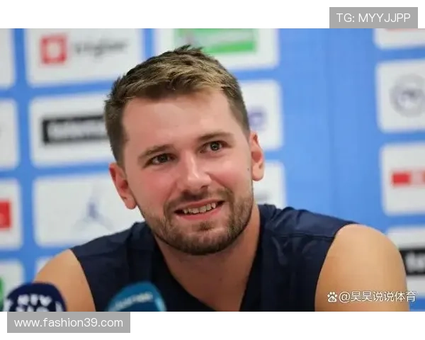 东契奇休赛期天天吃牛排配红酒，训练馆打卡比网红还勤？